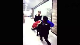 伦巴圈内爆料,揭秘娱乐圈不为人知的秘密